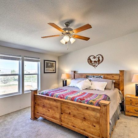 Desert Escape Off I-10 With Over 1 Enclosed Acre! Mescal Exterior photo