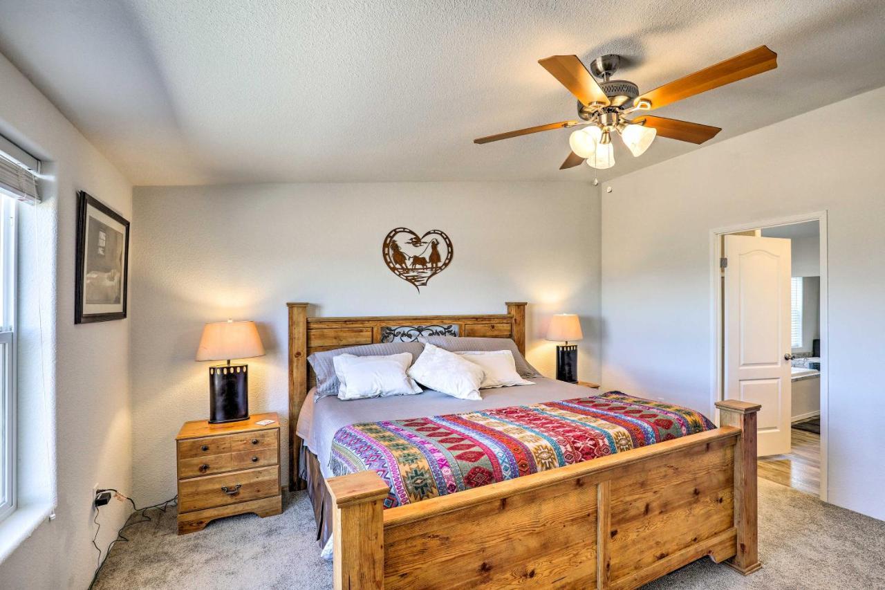 Desert Escape Off I-10 With Over 1 Enclosed Acre! Mescal Exterior photo