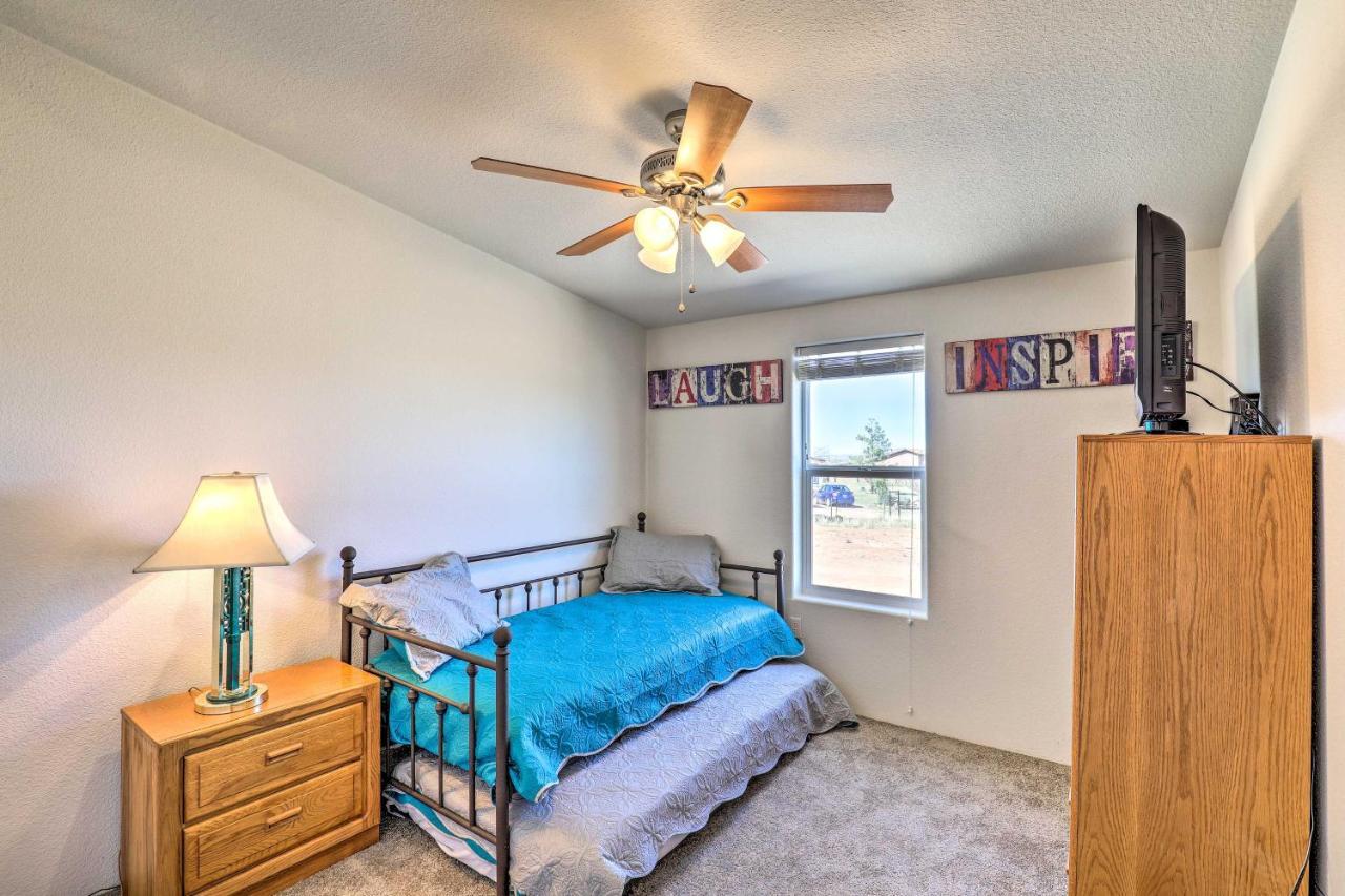 Desert Escape Off I-10 With Over 1 Enclosed Acre! Mescal Exterior photo